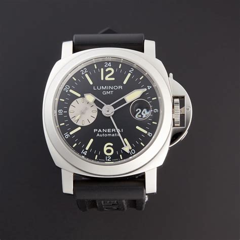 panerai luminor model pam01088.